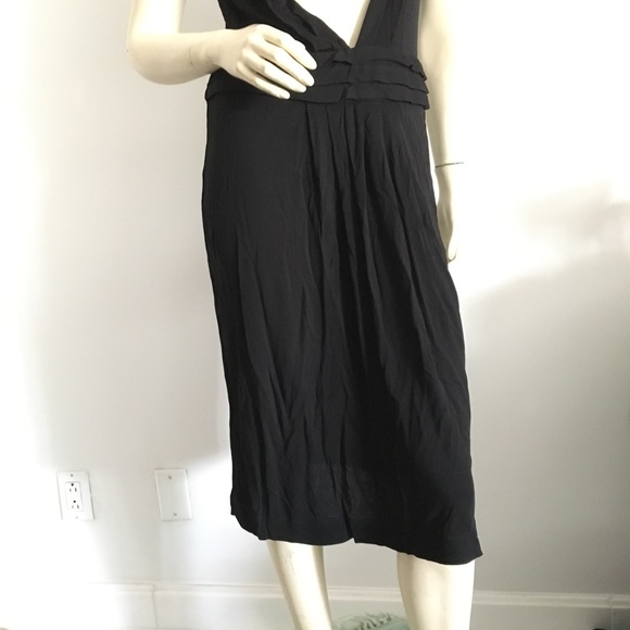 St. John couture black sleeveless dress w/plunge neckline - Picture 10 of 14